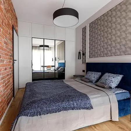 Close-urban Chic - Cozy And Modern Apartment- Jana Pawla Daire *