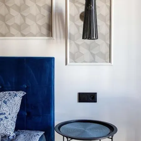 Close-urban Chic - Cozy And Modern Apartment- Jana Pawla Daire Wroclaw