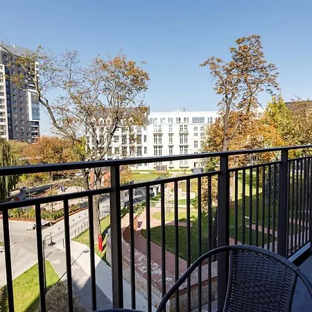Daire Close-urban Chic - Cozy And Modern Apartment- Jana Pawla